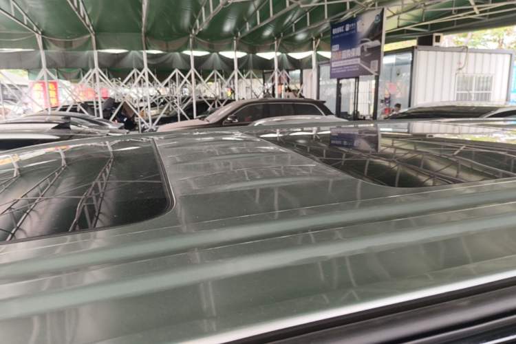 Used VOYAH Dream 2025 PHEV Four-Wheel Drive Prestige Kunpeng Edition Roof