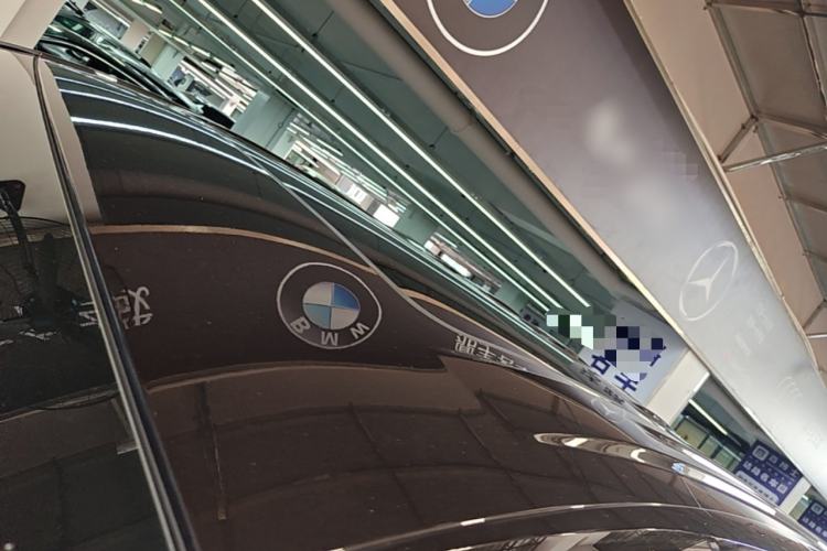 Used VOYAH Dream 2025 PHEV Four-Wheel-Drive Flagship Kunpeng Edition Roof