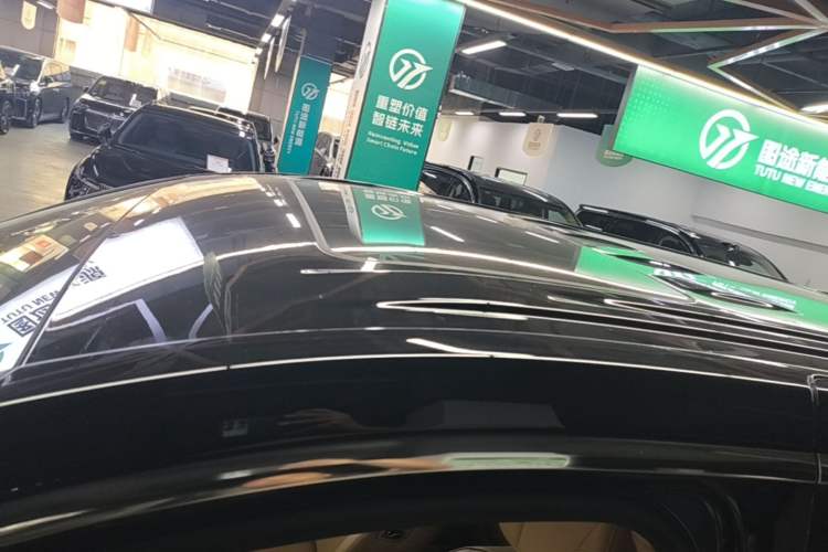Used VOYAH Dream 2025 PHEV Four-Wheel-Drive Flagship Kunpeng Edition Roof