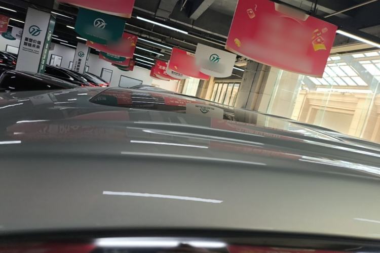 Used VOYAH Dream 2025 PHEV Four-Wheel-Drive Flagship Version – Qiankun Edition Roof