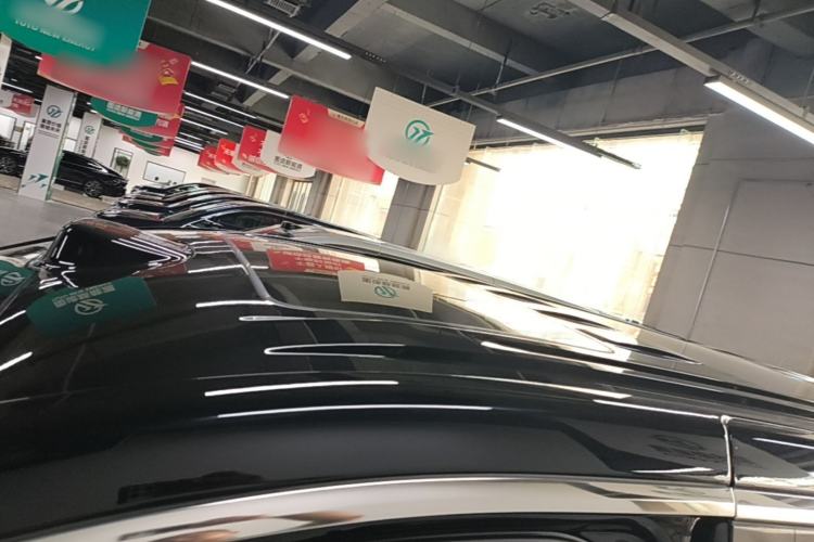 Used VOYAH Dream 2025 PHEV Four-Wheel Drive Excellence Qiankun Edition Roof