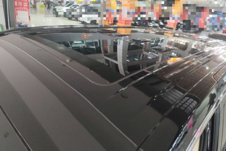 Used VOYAH Dream 2025 PHEV Four-Wheel-Drive Flagship Kunpeng Edition Roof