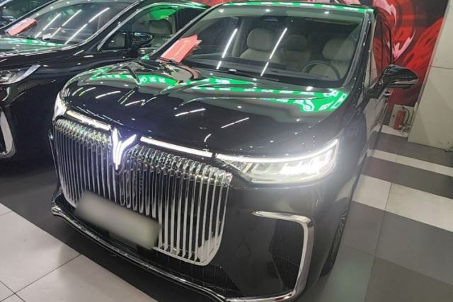 Używany VOYAH Dream 2025 PHEV Four-Wheel Drive Prestige Kunpeng Edition