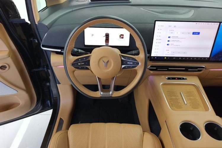 Used VOYAH Dream 2025 PHEV Four-Wheel-Drive Flagship Kunpeng Edition Steering Wheel