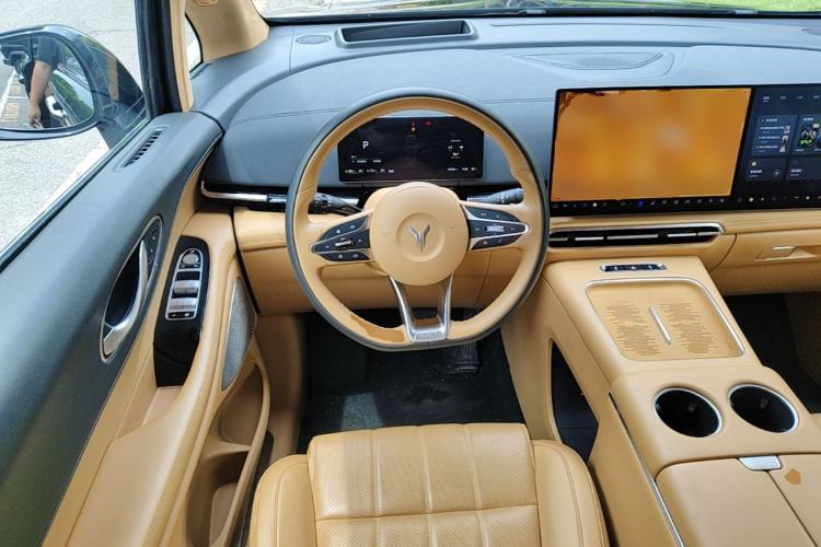 Used VOYAH Dream 2025 PHEV Four-Wheel-Drive Flagship Kunpeng Edition Steering Wheel