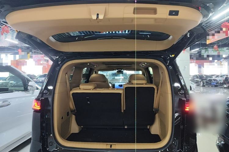 Used VOYAH Dream 2025 PHEV Four-Wheel Drive Prestige Kunpeng Edition Trunk