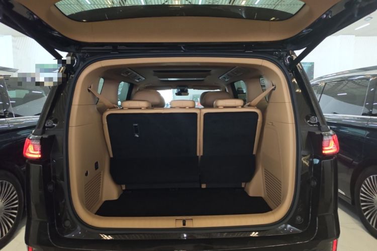 Used VOYAH Dream 2025 PHEV Four-Wheel Drive Prestige Kunpeng Edition Trunk