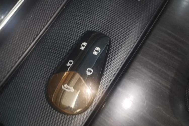 Used VOYAH Dream 2025 EV Long-range Century Edition Vehicle Key