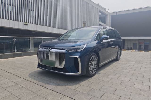 Used VOYAH Dream 2025 PHEV Four-Wheel Drive Prestige Kunpeng Edition
