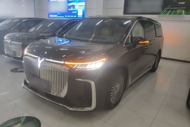 Used VOYAH Dream 2025 PHEV Four-Wheel Drive Prestige Kunpeng Edition