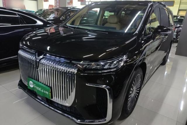 VOYAH Dream 2025 PHEV Four-Wheel Drive Prestige Kunpeng Edition مستعملة