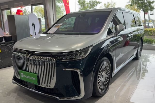 Used VOYAH Dream 2025 PHEV Four-Wheel-Drive Flagship Kunpeng Edition