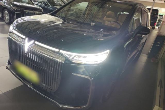 Used VOYAH Dream 2025 PHEV Four-Wheel Drive Prestige Qiankun Edition