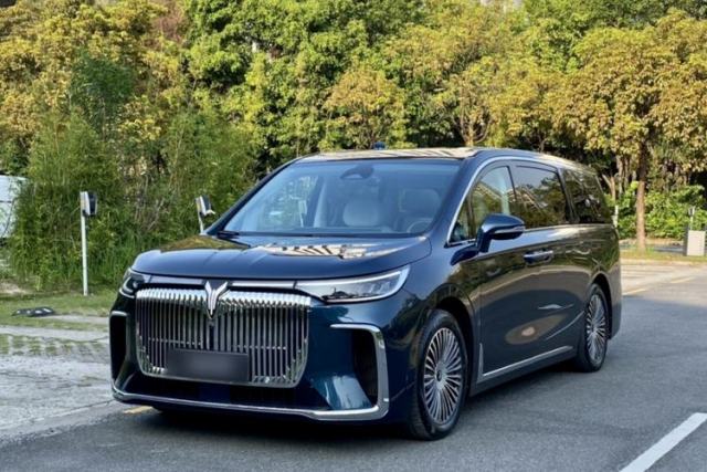 Used VOYAH Dream 2025 PHEV Four-Wheel-Drive Flagship Kunpeng Edition