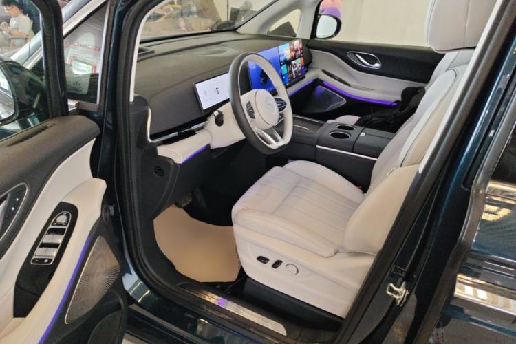 Used VOYAH Dream 2025 PHEV Four-Wheel-Drive Flagship Kunpeng Edition Driver Seat