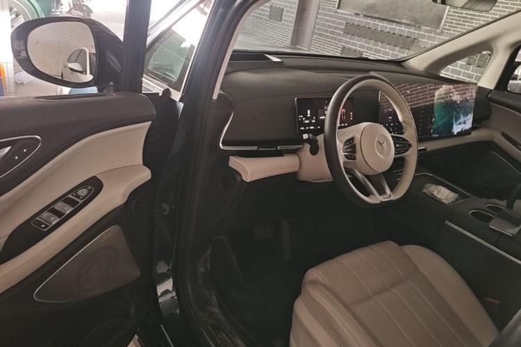 Used VOYAH Dream 2025 PHEV Four-Wheel-Drive Flagship Kunpeng Edition Driver Seat