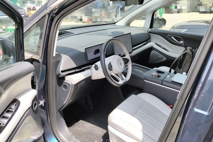 Used VOYAH Dream 2025 PHEV Four-Wheel Drive Prestige Qiankun Edition Driver Seat