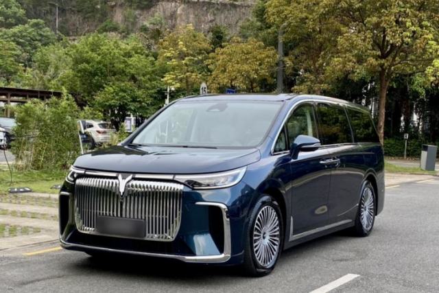 Used VOYAH Dream 2025 PHEV Four-Wheel-Drive Flagship Kunpeng Edition