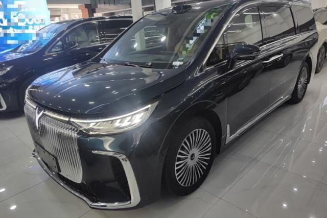 Used VOYAH Dream 2025 PHEV Four-Wheel Drive Prestige Qiankun Edition