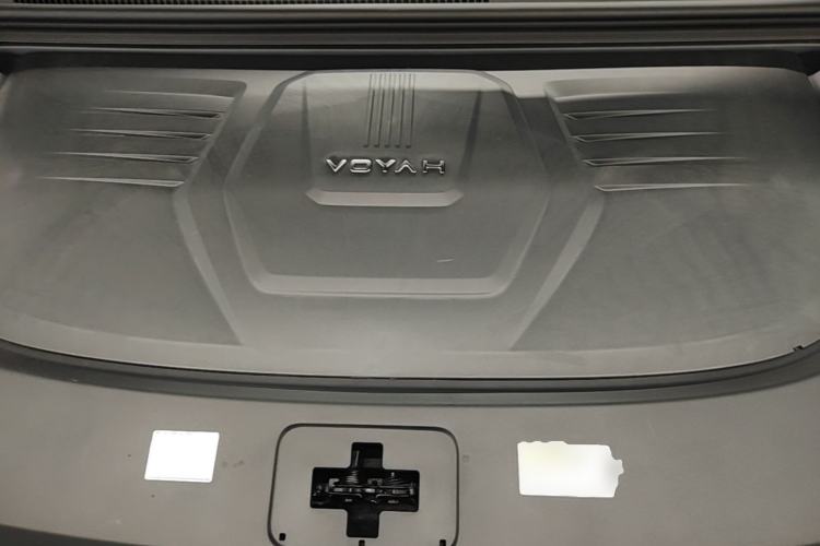 Used VOYAH Dream 2025 PHEV Four-Wheel Drive Excellence Kunpeng Edition Engine Bay