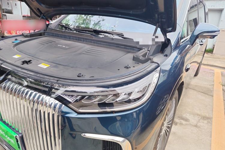Used VOYAH Dream 2025 PHEV Four-Wheel-Drive Flagship Version – Qiankun Edition Engine Bay Left