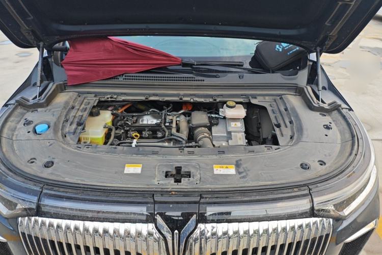 Used VOYAH Dream 2025 PHEV Four-Wheel Drive Prestige Kunpeng Edition Engine Bay