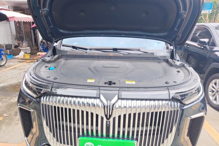 Used VOYAH Dream 2025 PHEV Four-Wheel-Drive Flagship Version – Qiankun Edition Engine Bay