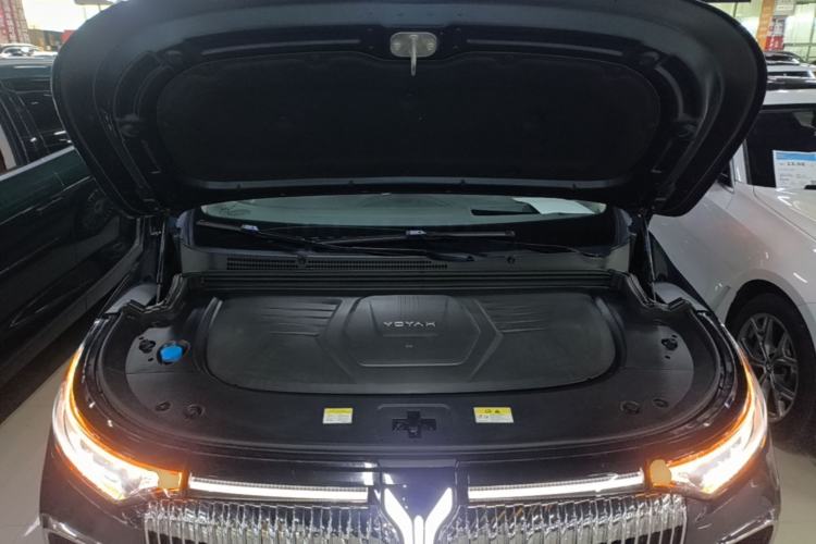 Used VOYAH Dream 2025 PHEV Four-Wheel-Drive Flagship Kunpeng Edition Engine Bay