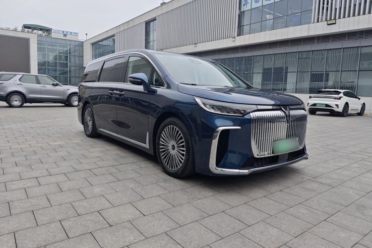 Used VOYAH Dream 2025 PHEV Four-Wheel-Drive Flagship Kunpeng Edition Exterior 1