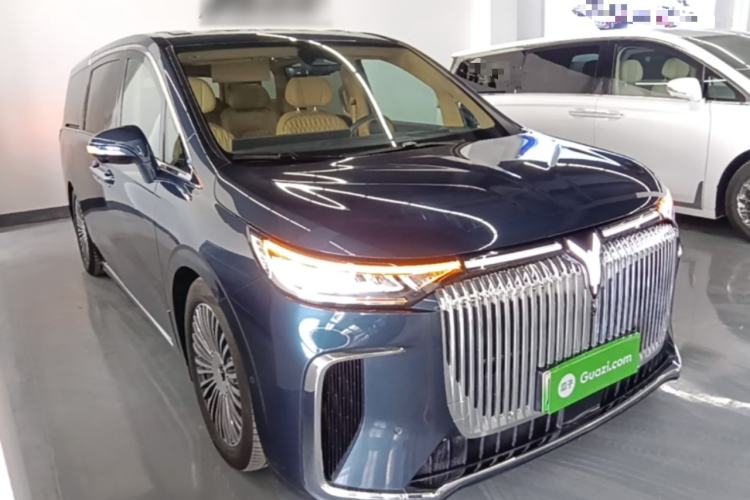 Used VOYAH Dream 2025 PHEV Four-Wheel-Drive Flagship Kunpeng Edition Exterior 1
