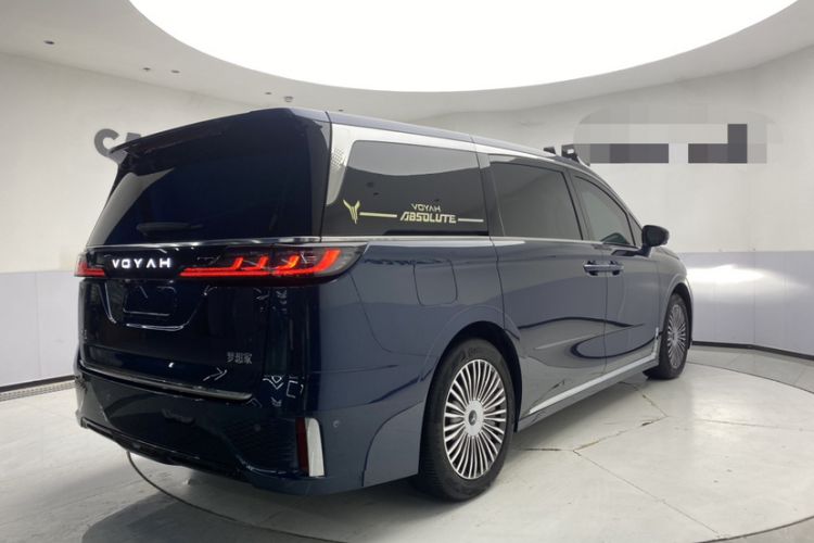 Used VOYAH Dream 2025 PHEV Four-Wheel Drive Excellence Kunpeng Edition Exterior 1
