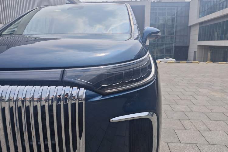 Used VOYAH Dream 2025 PHEV Four-Wheel-Drive Flagship Kunpeng Edition Exterior 10