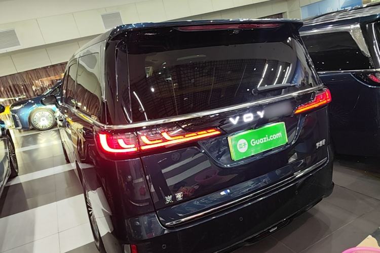 Used VOYAH Dream 2025 PHEV Four-Wheel Drive Prestige Qiankun Edition Exterior 2