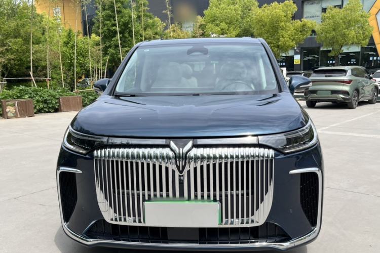 Used VOYAH Dream 2025 PHEV Four-Wheel-Drive Flagship Kunpeng Edition Exterior 3