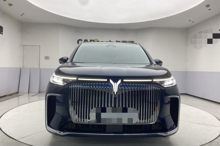Used VOYAH Dream 2025 PHEV Four-Wheel Drive Excellence Kunpeng Edition Exterior 3