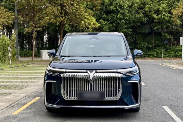 Used VOYAH Dream 2025 PHEV Four-Wheel-Drive Flagship Kunpeng Edition Exterior 4