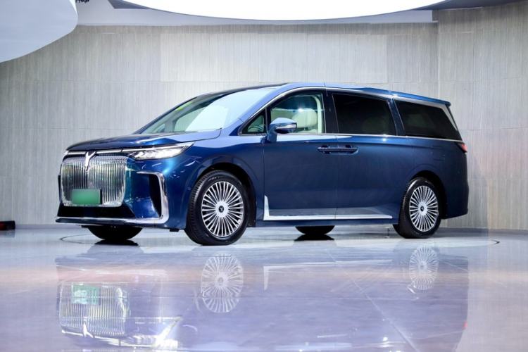Used VOYAH Dream 2025 PHEV Four-Wheel-Drive Flagship Kunpeng Edition Exterior 4