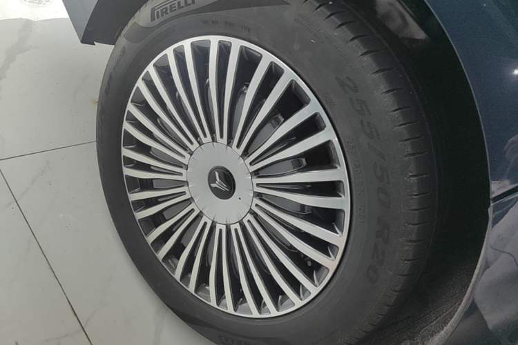 Used VOYAH Dream 2025 PHEV Four-Wheel-Drive Flagship Kunpeng Edition Exterior 5