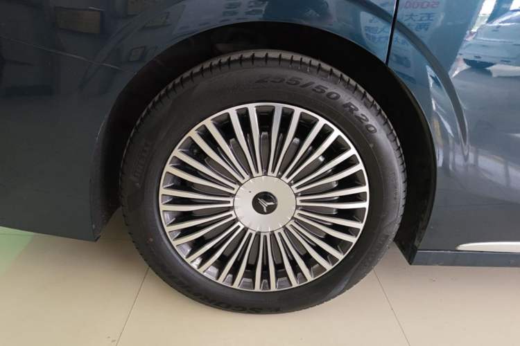 Used VOYAH Dream 2025 PHEV Four-Wheel-Drive Flagship Kunpeng Edition Exterior 5