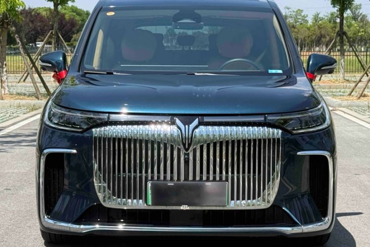 Used VOYAH Dream 2025 PHEV Four-Wheel-Drive Flagship Kunpeng Edition Exterior 5