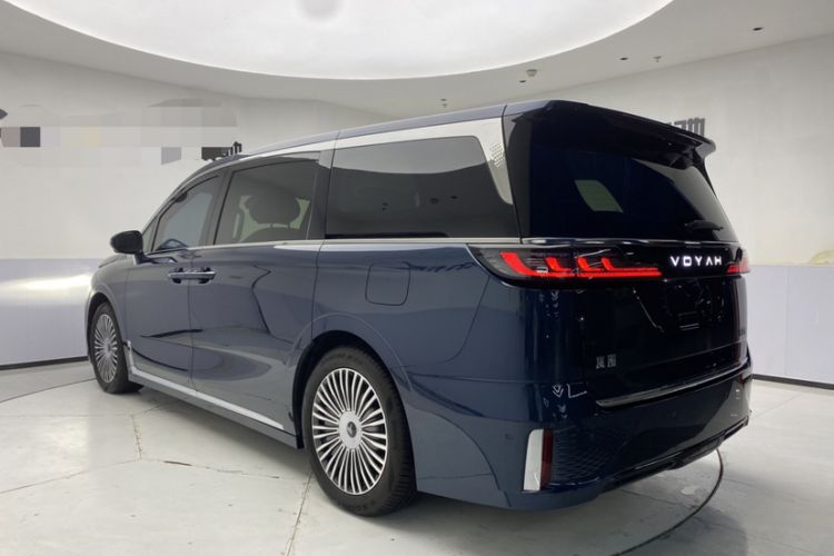 Used VOYAH Dream 2025 PHEV Four-Wheel-Drive Flagship Kunpeng Edition Exterior 5