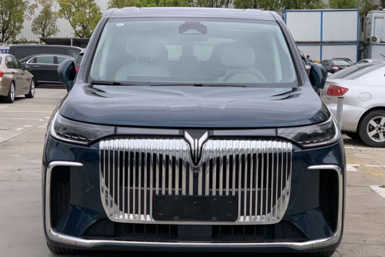 Used VOYAH Dream 2025 PHEV Four-Wheel Drive Prestige Kunpeng Edition Exterior 5