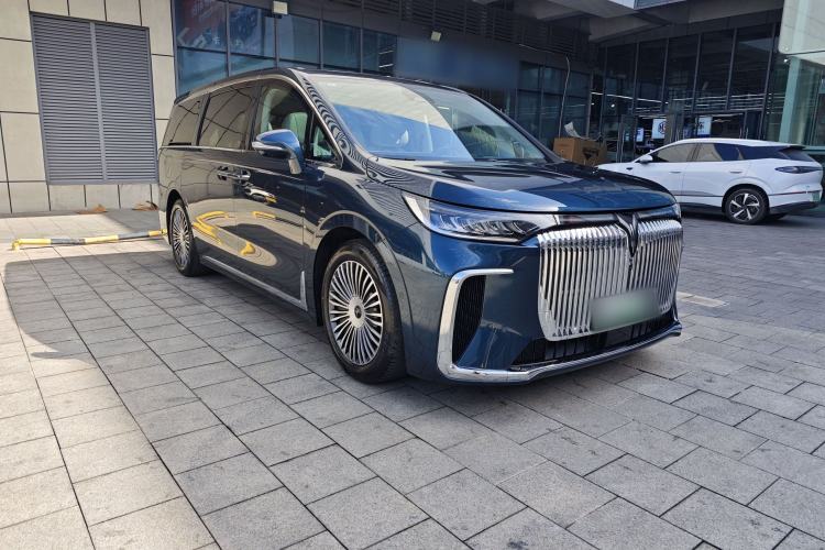 Used VOYAH Dream 2025 PHEV Four-Wheel-Drive Flagship Kunpeng Edition Exterior 5