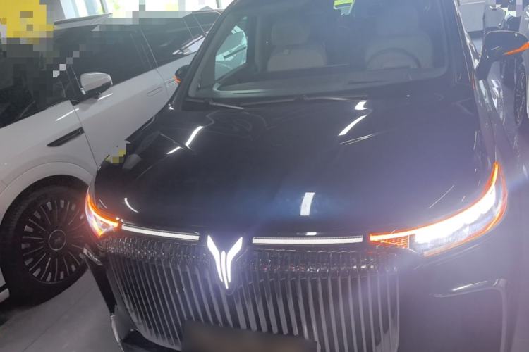 Used VOYAH Dream 2025 PHEV Four-Wheel-Drive Flagship Kunpeng Edition Front