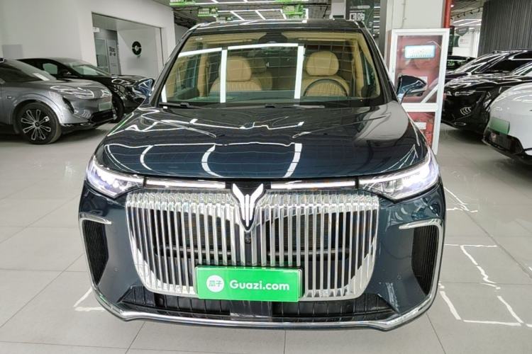 Used VOYAH Dream 2025 PHEV Four-Wheel-Drive Flagship Kunpeng Edition Front