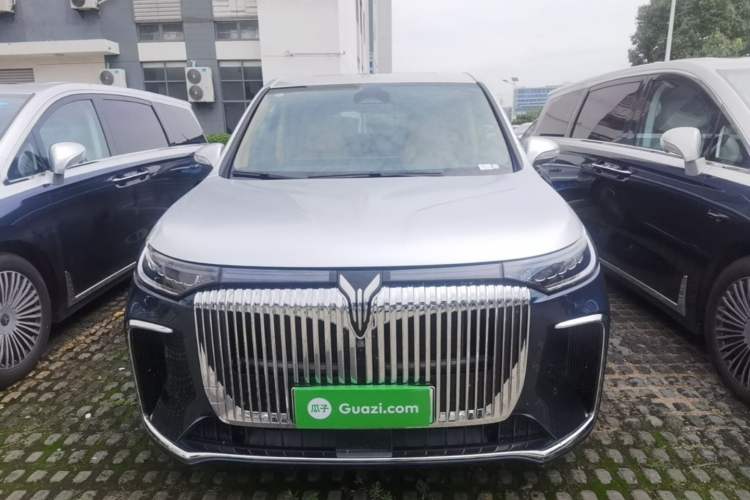 Used VOYAH Dream 2025 PHEV Four-Wheel-Drive Flagship Kunpeng Edition Front