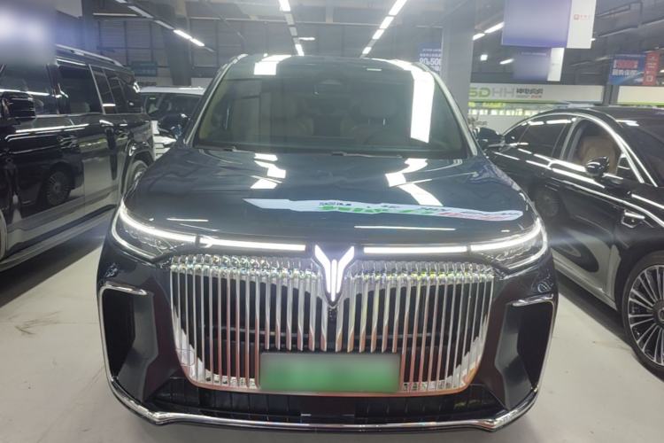 Used VOYAH Dream 2025 PHEV Four-Wheel Drive Prestige Kunpeng Edition Front