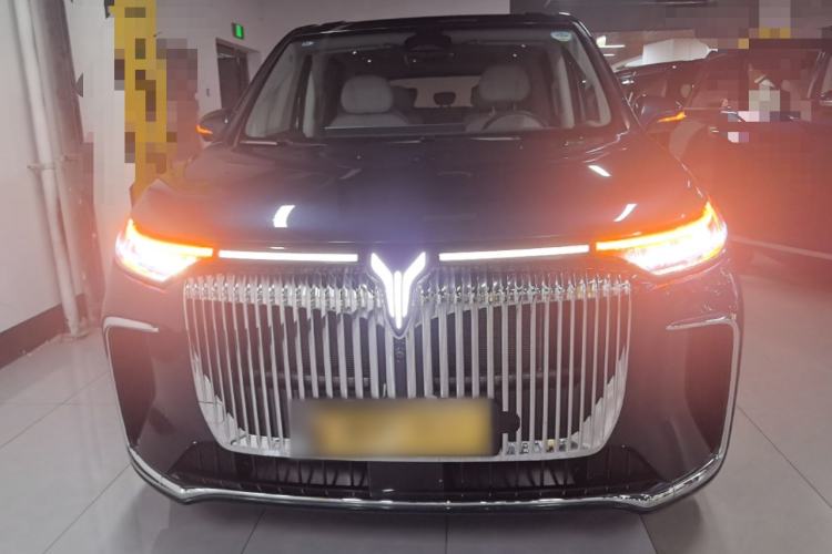 Used VOYAH Dream 2025 PHEV Four-Wheel-Drive Flagship Kunpeng Edition Front