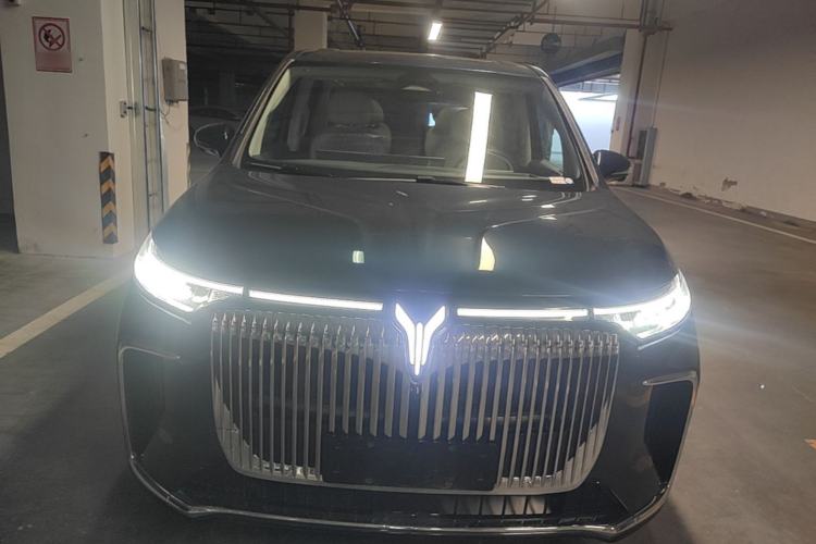Used VOYAH Dream 2025 PHEV Four-Wheel-Drive Flagship Kunpeng Edition Front