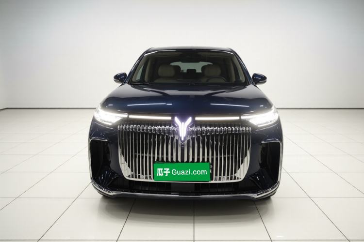 Used VOYAH Dream 2025 PHEV Four-Wheel Drive Prestige Qiankun Edition Front